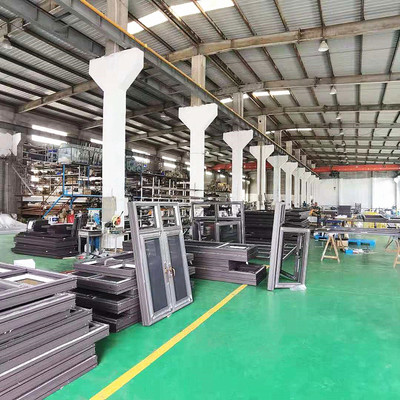 新式仿古金属门窗拼接工艺探析——以「冠墅阳光」门窗为例